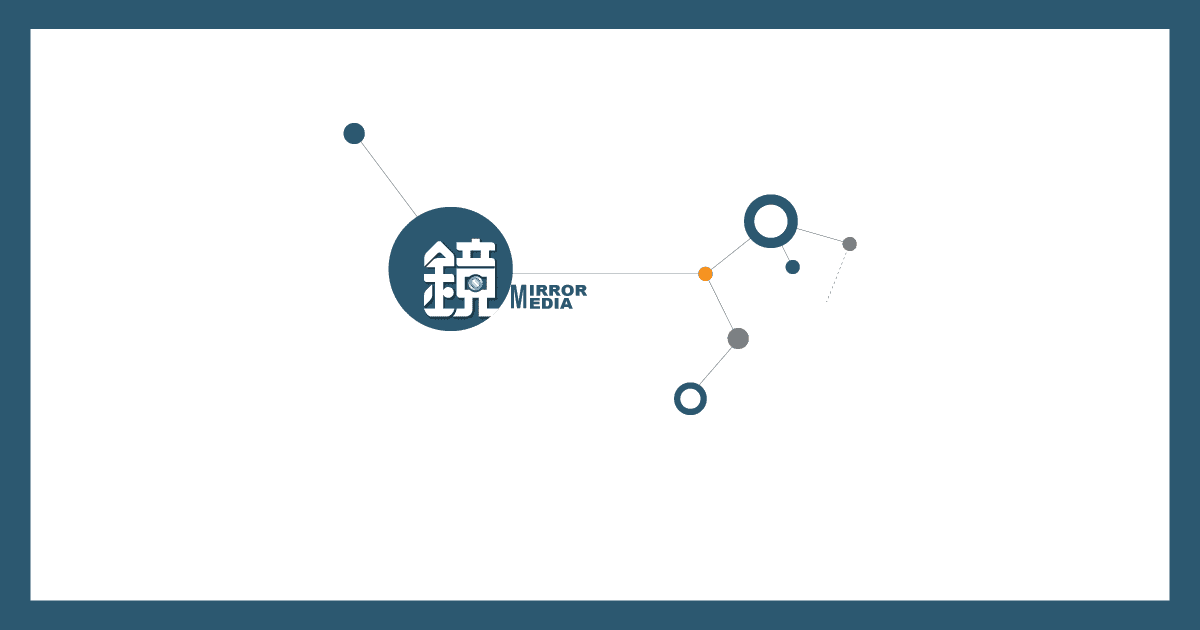 北市敦化國小校長柯文賢歡迎小朋友到校。（翻攝敦化國小官網）