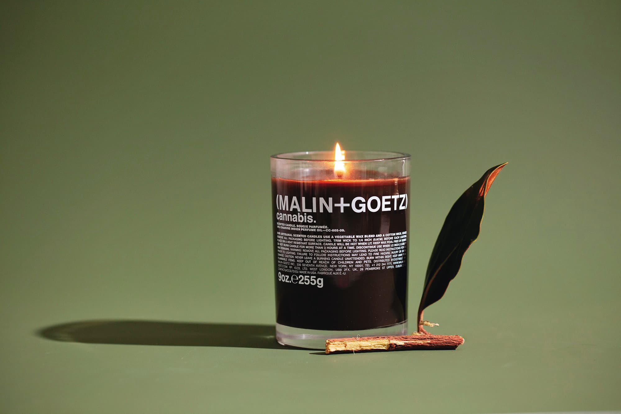 （MALIN+GOETZ）大麻草香氛蠟燭 NT$2,350／255g。（10X提供）