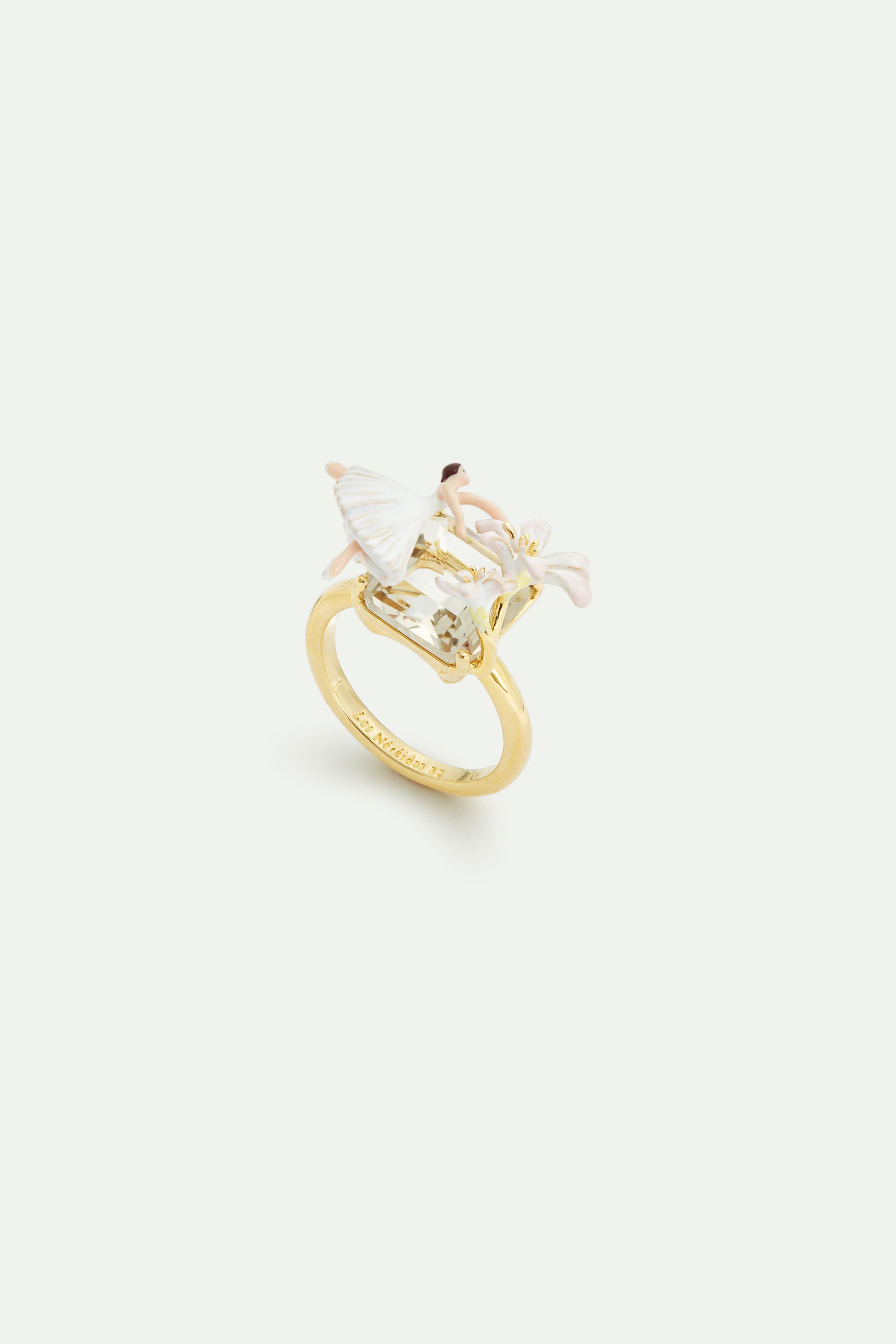 吉賽兒與百合花戒指。NT$7,000（惇聚國際提供）