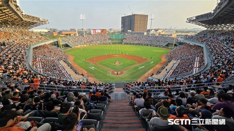 中職37年總進場390萬人！場均破萬創新高