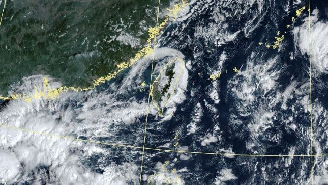 雙十連假回暖！高溫飆34度　這天開始下雨